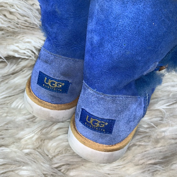 UGG Bailey Button Short Boot - Picture 6 of 14